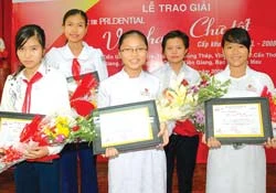 Chung kết cuộc thi “Prudential – Văn hay chữ tốt” 2008
