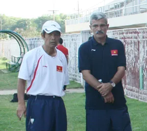 Tiến tới AFF SUZUKI Cup 2008 - Nhật ký ĐTVN: Lo ngại thời tiết nắng nóng ở Phuket ảnh 3