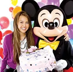 Miley Cyrus - Ngôi sao teen sáng giá của năm 2008