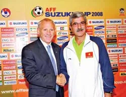 HLV Calisto: “Chức vô địch đang ở rất gần”