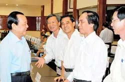 Tập trung mọi nỗ lực để thúc đẩy sản xuất phát triển và thực hiện có hiệu quả các chính sách xã hội ảnh 2 Tập trung mọi nỗ lực để thúc đẩy sản xuất phát triển và thực hiện có hiệu quả các chính sách xã hội ảnh 2
