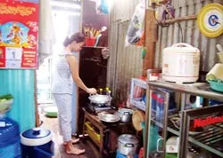 Bài 1: “Nhà sàn” giữa phố ảnh 2 Bài 1: “Nhà sàn” giữa phố ảnh 2