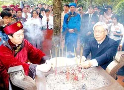 Cao muôn trượng Hùng Vương khí thế ảnh 6 Cao muôn trượng Hùng Vương khí thế ảnh 6