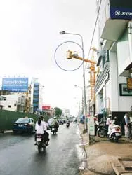 Quản lý hoạt động cần trục tháp trên các công trình xây dựng tại TPHCM : Còn quá nhiều “lỗ hổng”
