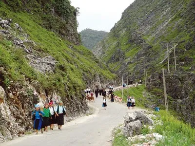 Ảnh chụp buổi trưa ngày 2-5-2008 (27-3 Âm lịch). Ảnh chụp buổi trưa ngày 2-5-2008 (27-3 Âm lịch).