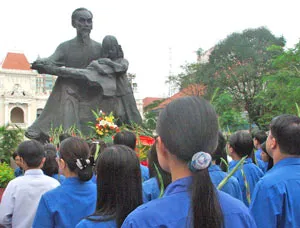 Sáng nay, nhiều hoạt động kỷ niệm 118 năm ngày sinh Chủ tịch Hồ Chí Minh