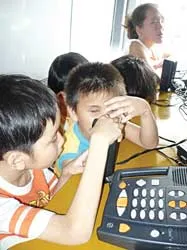 Thư viện lưu động cho người khiếm thị ảnh 2 Thư viện lưu động cho người khiếm thị ảnh 2