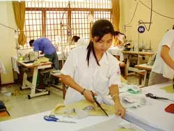 Có bằng lại có nghề