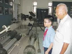 Bài học của ông lão trông coi bảo tàng