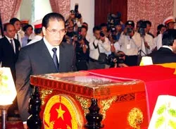 Đông đảo các tầng lớp nhân dân, cán bộ dự lễ viếng nguyên Thủ tướng Võ Văn Kiệt
