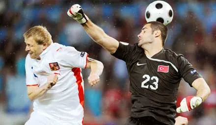 Euro 2008: Nhìn lại sau loạt trận vòng loại bảng ảnh 11