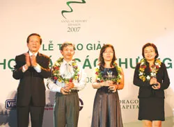 Cuộc bình chọn báo cáo thường niên: Doanh nghiệp lớn, minh bạch cao ảnh 1 Cuộc bình chọn báo cáo thường niên: Doanh nghiệp lớn, minh bạch cao ảnh 1