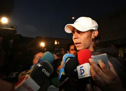 Sau ngôi vô địch Wimbledon 2008, Nadal tiến gần ngôi số 1 thế giới