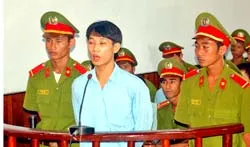 Sáng nay,Tòa án nhân dân TP Đà Nẵng xét xử vụ các băng côn đồ thanh toán nhau
