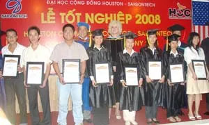 SaigonTech đào tạo nhân lực có trình độ và bằng cấp quốc tế tại VN ảnh 1 SaigonTech đào tạo nhân lực có trình độ và bằng cấp quốc tế tại VN ảnh 1