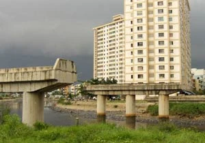 Cầu Hoàng Hoa Thám (TPHCM): 103m, 10 năm và 155 tỷ đồng...