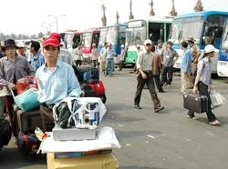 Các bến xe khách tại TPHCM: Tăng cường kiểm tra việc niêm yết giá vé