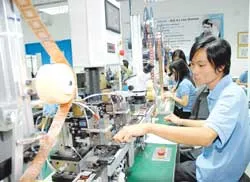Phải thực hiện mọi biện pháp ổn định và nâng cao đời sống nhân dân