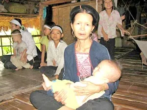 Yên Bái - khó khăn chất chồng sau lũ