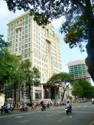 “Vốn ngoại” dồn vào địa ốc