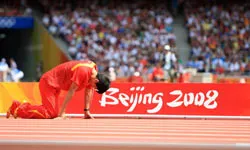 Olympic Bắc Kinh 2008 - Ngày thi đấu thứ 10: Liu xiang bỏ cuộc, người Trung Quốc choáng váng