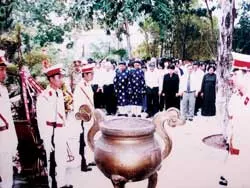 Cảm xúc chốn linh thiêng