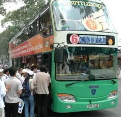 Xe buýt TPHCM - Những hạt sạn không đáng có ảnh 2 Xe buýt TPHCM - Những hạt sạn không đáng có ảnh 2