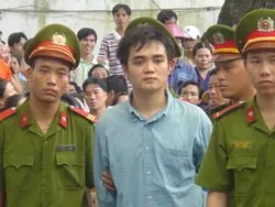 Xét xử băng cướp chém người trả thù: Kẻ chủ mưu Đặng Quốc Đạt lãnh án tử hình ảnh 2 Xét xử băng cướp chém người trả thù: Kẻ chủ mưu Đặng Quốc Đạt lãnh án tử hình ảnh 2