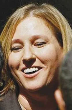 Bầu chủ tịch đảng Kadima ở Israel: Ngoạii trưởng Livni giành chiến thắng