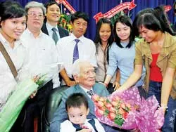 Một tấm lòng nhân ái lan tỏa theo thời gian ảnh 2 Một tấm lòng nhân ái lan tỏa theo thời gian ảnh 2