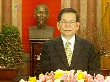 Cả nước hân hoan đón mừng năm mới Kỷ Sửu