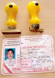 Cảnh giác với nhà báo dỏm ảnh 2 Cảnh giác với nhà báo dỏm ảnh 2
