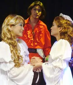 “Romeo – Juliet không trẻ mãi” và hơi thở cuộc sống ảnh 2 “Romeo – Juliet không trẻ mãi” và hơi thở cuộc sống ảnh 2