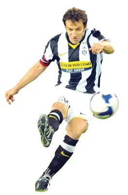 Quả bóng vàng sẽ tìm chủ nhân mới ảnh 3