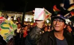 Cử tri Bolivia thông qua bản hiến pháp mới ảnh 2 Cử tri Bolivia thông qua bản hiến pháp mới ảnh 2