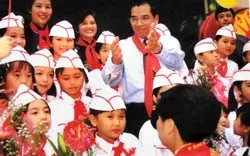 Hôm nay, 3-2: Triển lãm ảnh Mùa xuân có Đảng