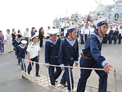 Đến đảo Đá Lớn