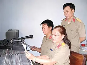 Những người làm truyền thanh nội bộ