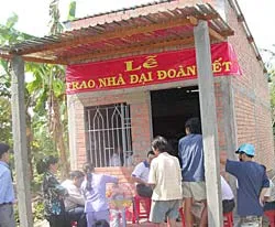 Niềm vui chưa trọn