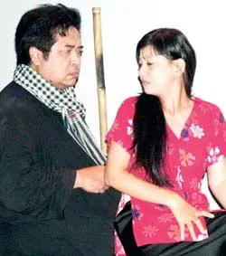 Đạo diễn Minh Nguyệt trở lại sân khấu với Cánh đồng bất tận ảnh 2 Đạo diễn Minh Nguyệt trở lại sân khấu với Cánh đồng bất tận ảnh 2