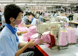 Dệt may: Chờ đợi đơn đặt hàng