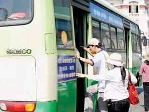 Người dân ủng hộ “buýt thân thiện”