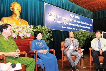 Những tấm gương yêu nước