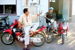 Chưa nên đặt vấn đề quản lý xe ôm