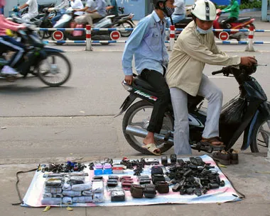 ĐTDĐ dỏm... đầy lề đường