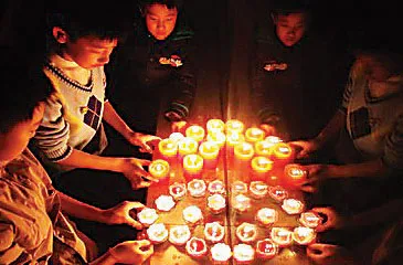 Những hình ảnh của Giờ trái đất 2009 trên thế giới ảnh 2 Những hình ảnh của Giờ trái đất 2009 trên thế giới ảnh 2