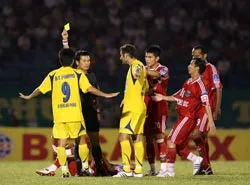 V-League 2009 sau 7 vòng đấu: Nổi ít, loạn nhiều ảnh 2