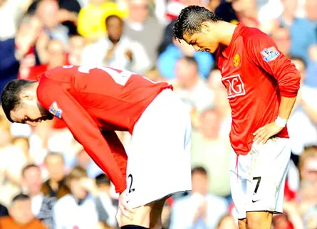 Premier League 2008-2009 (vòng đấu thứ 31): Chờ Man.United sẩy chân!