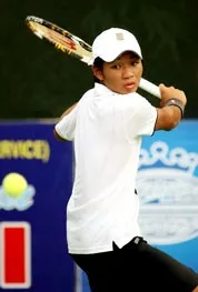 Hoàng Thiên khởi đầu thuận lợi