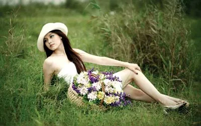 Quyến rũ váy và hoa